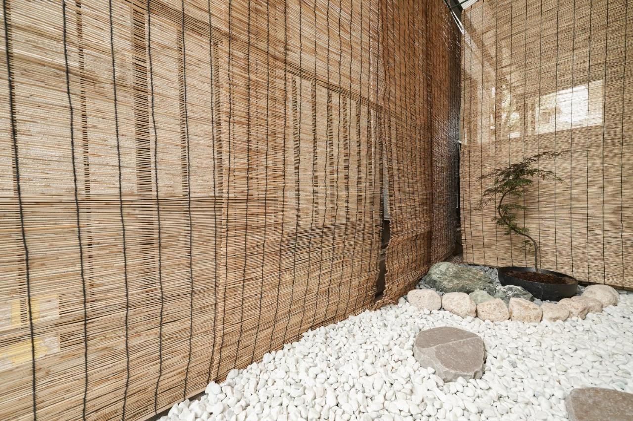 Japanese Traditional House Near Ueno, Skytree And Asakusa * Präfektur Tokio